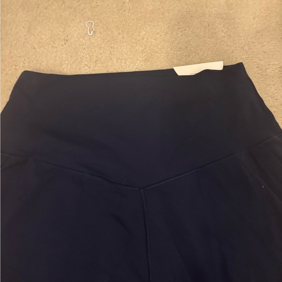 Aerie wide legged pants in navy - Picture 6 of 7